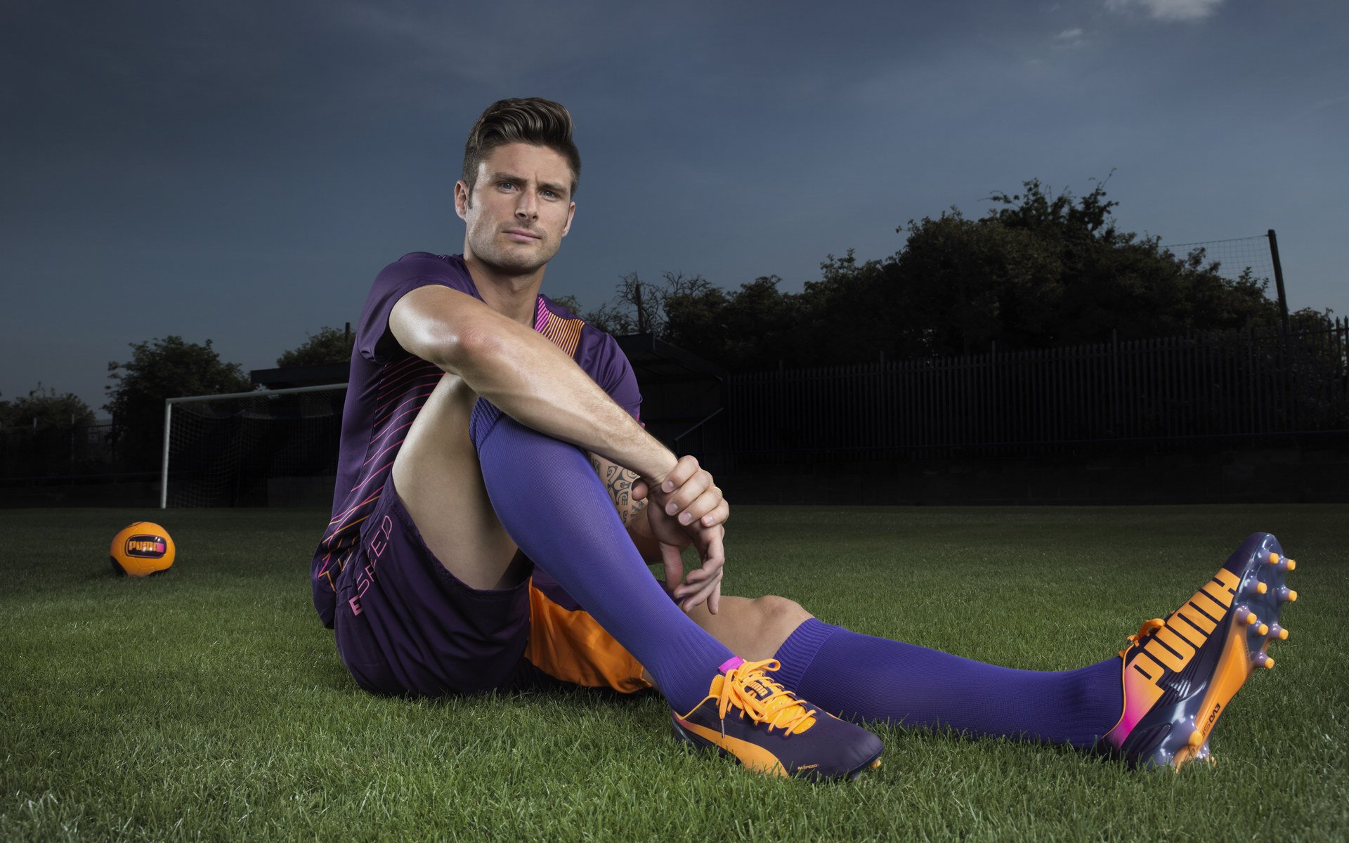 贝尔哈德·福特：以坚固防守为基础，帮助全黑队保持无数零封纪录